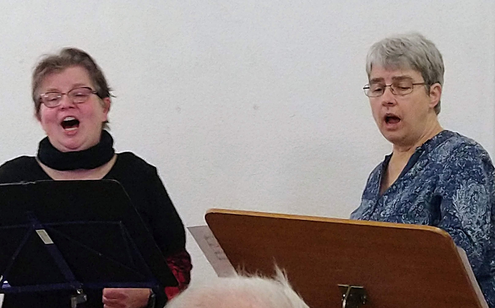 Susanne und Bea singen "The Carol of Christmas" | Gesangverein Harmonie Palmbach e.V. Susanne und Bea singen "The Carol of Christmas" | Gesangverein Harmonie Palmbach e.V.